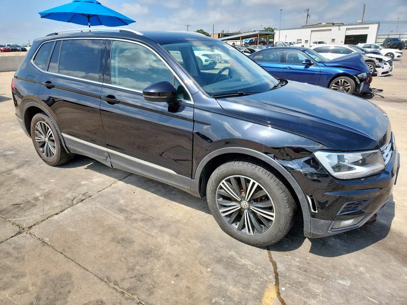 2018 VOLKSWAGEN TIGUAN SE 3VV3B7AX2JM159467