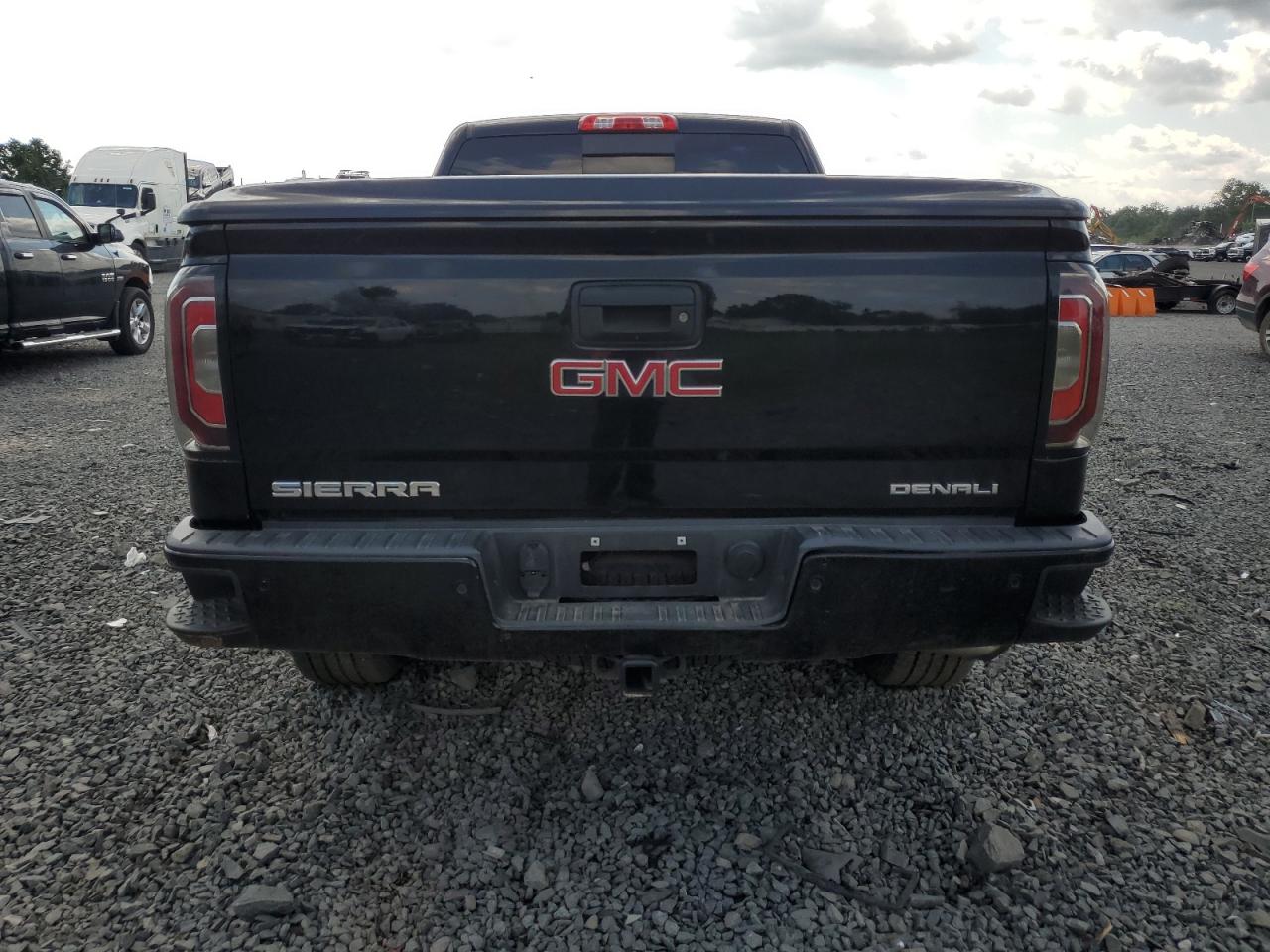 GMC SIERRA K1500 DENALI