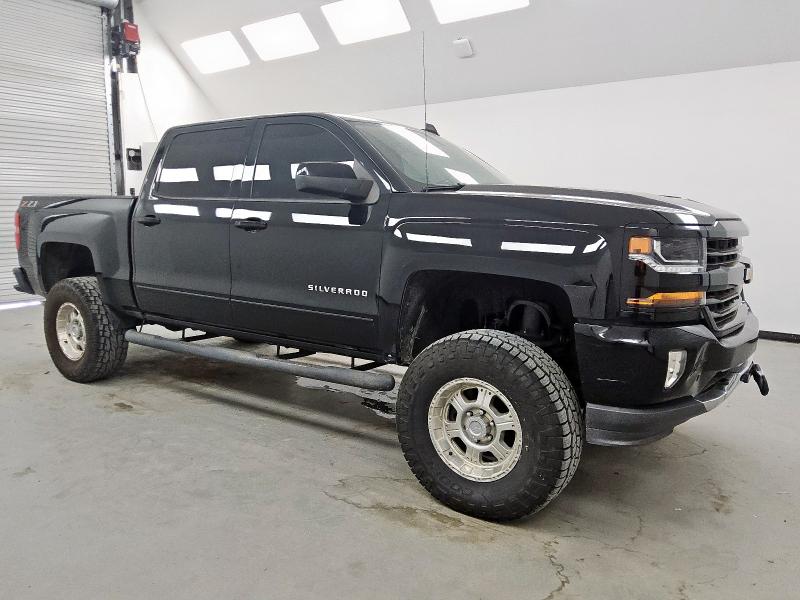 2018 CHEVROLET 1500 SILVE 3GCUKREC5JG349588