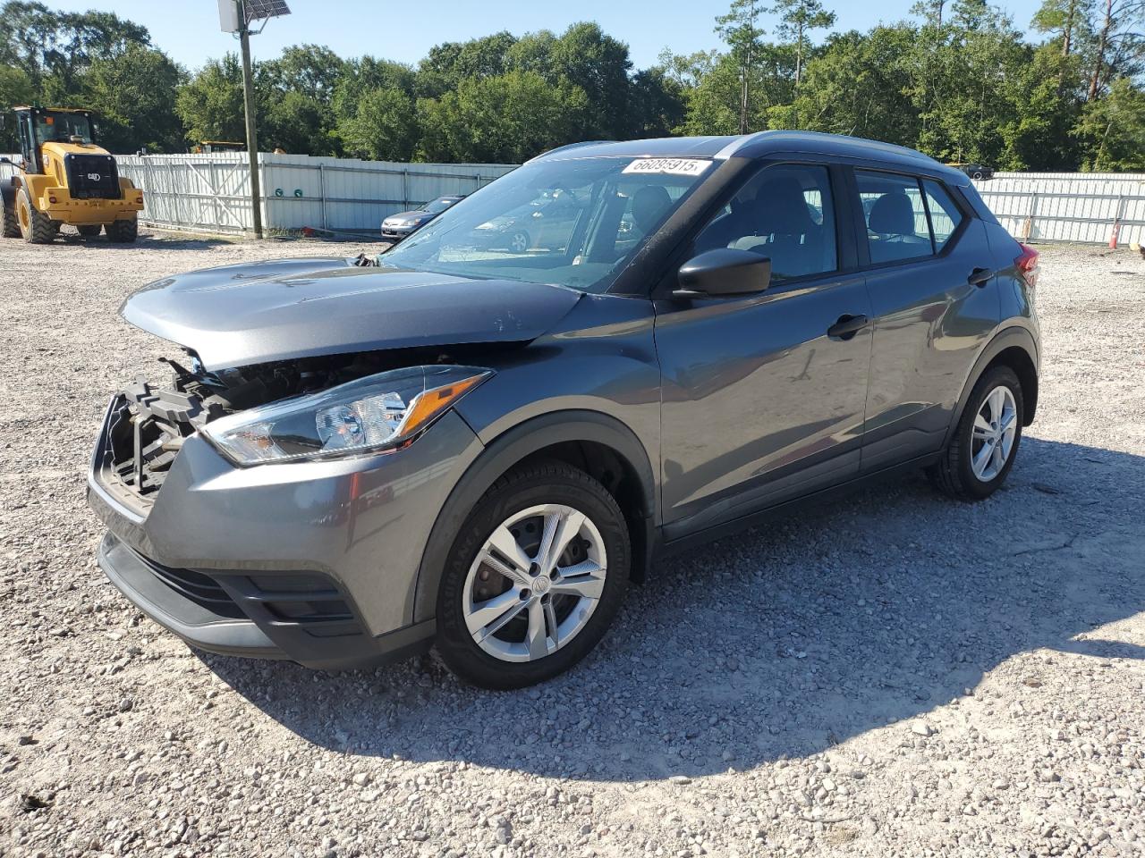 NISSAN KICKS S