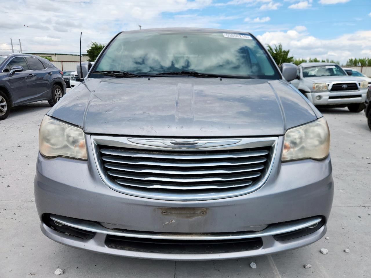 CHRYSLER TOWN & COUNTRY TOURING