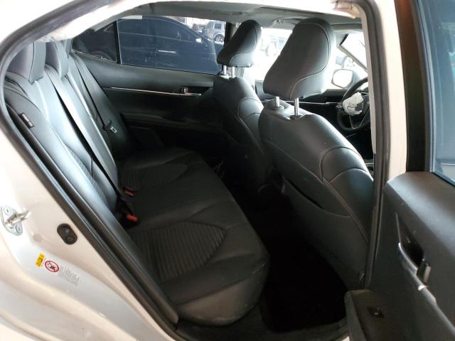 2018 TOYOTA CAMRY L - 4T1B11HK0JU665150