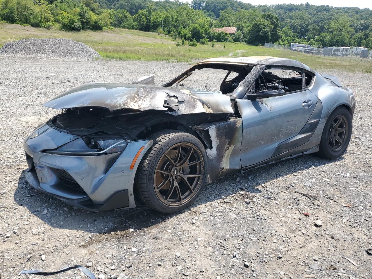TOYOTA SUPRA BASE