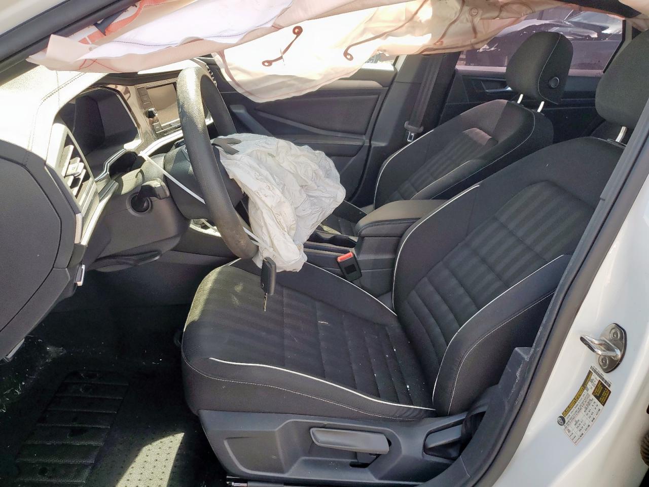 VOLKSWAGEN JETTA SPORT