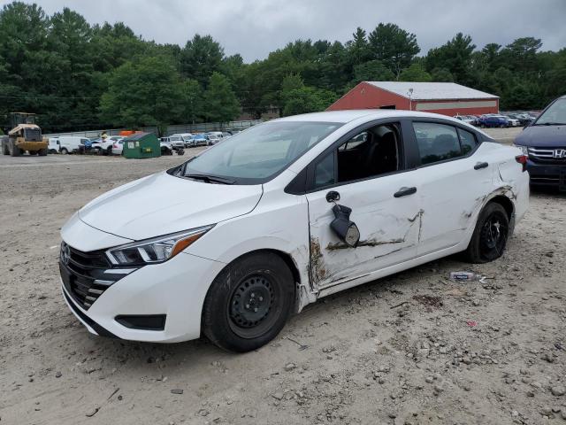 NISSAN VERSA S