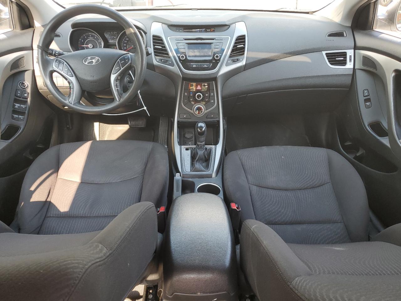 Hyundai Elantra se 2016