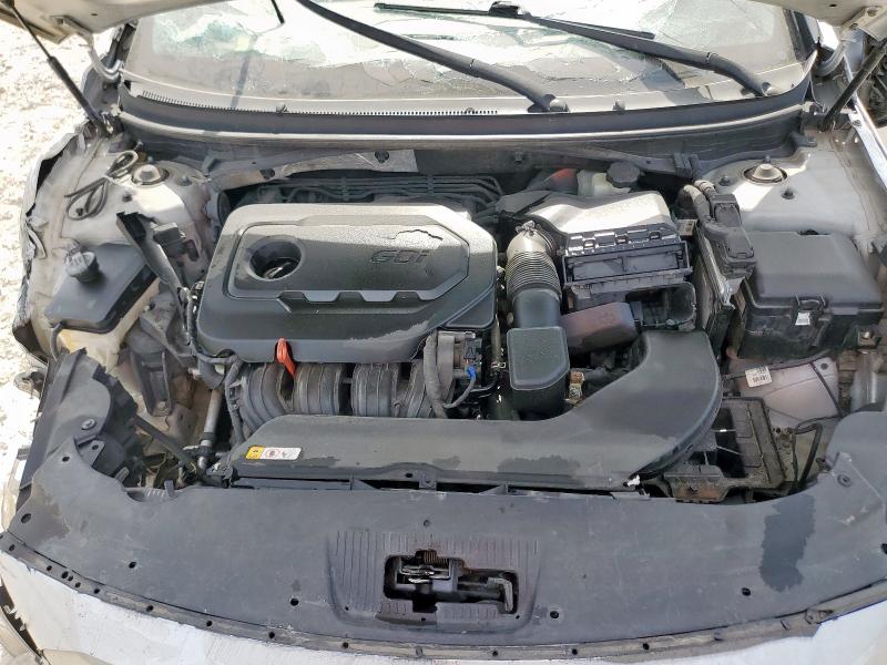 2016 HYUNDAI SONATA SE - 5NPE24AF9GH410156