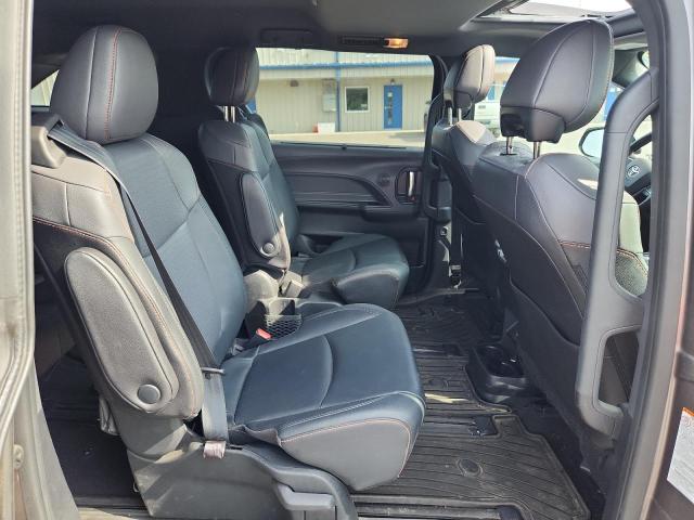 2021 TOYOTA SIENNA XSE 5TDDSKFC6MS004209