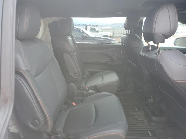 2022 TOYOTA SIENNA XSE 5TDXSKFC6NS059824