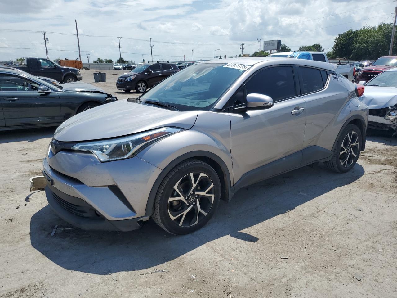 TOYOTA C-HR XLE