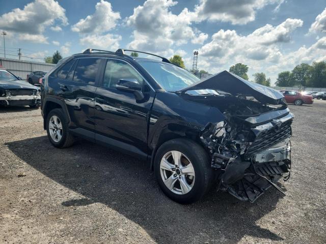 2021 TOYOTA RAV4 XLE - 2T3P1RFV2MC185805