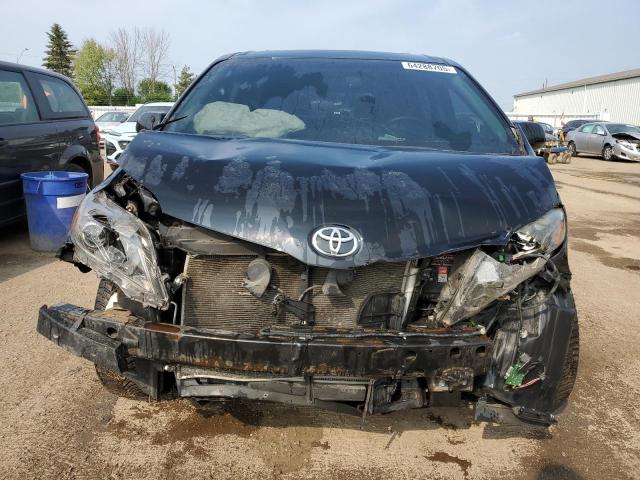2017 TOYOTA SIENNA SE 5TDXZ3DC6HS865896