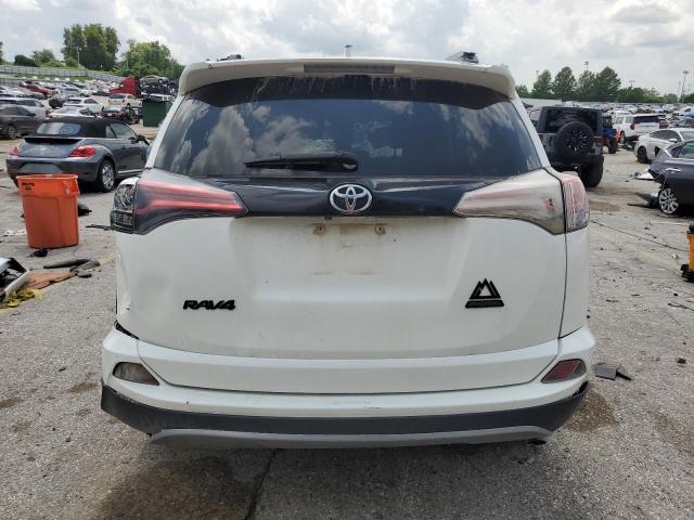 2018 TOYOTA RAV4 ADVEN 2T3RFREV7JW793082