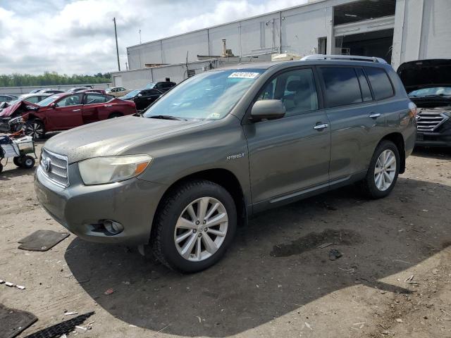 TOYOTA HIGHLANDER