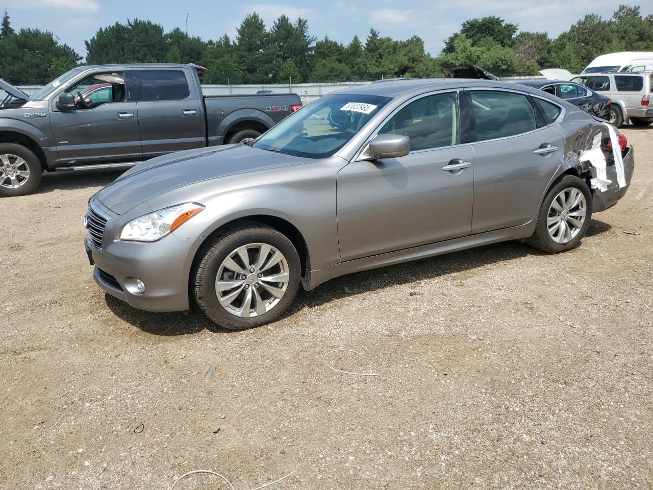 INFINITI M37 X