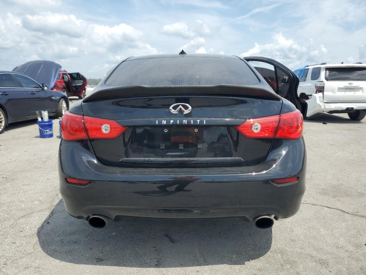 INFINITI Q50 PREMIUM
