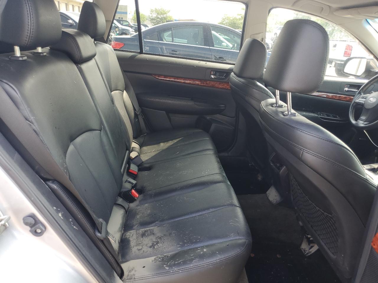 SUBARU OUTBACK 3.6R LIMITED