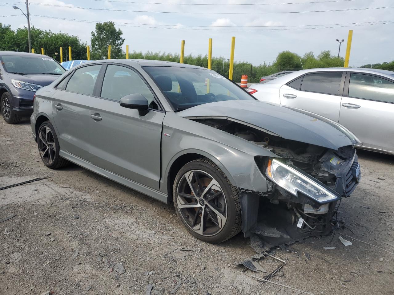 AUDI A3 S-LINE PREMIUM