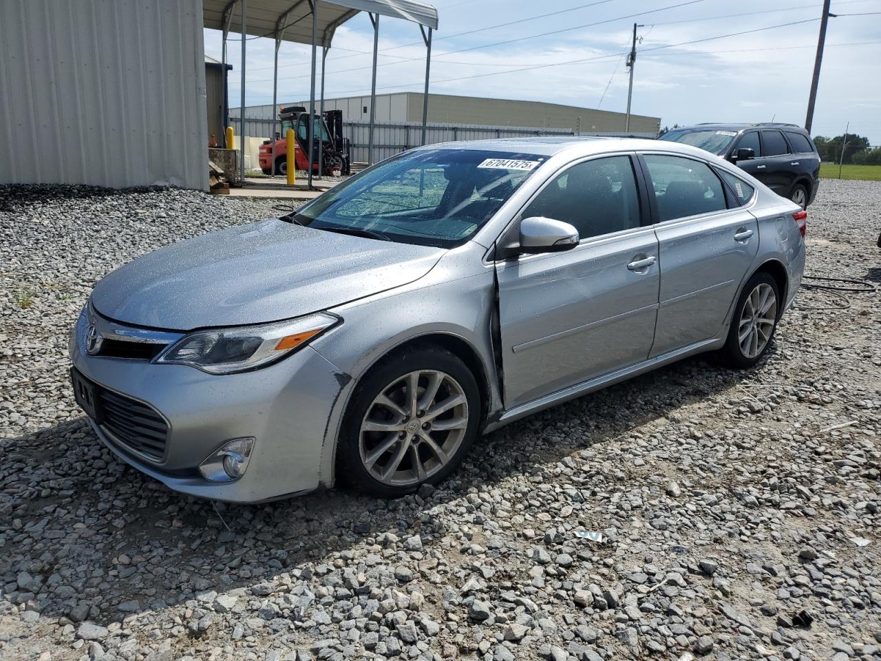 TOYOTA AVALON XLE