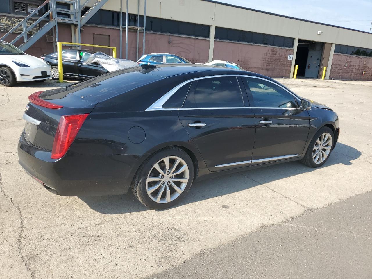 CADILLAC XTS LUXURY COLLECTION