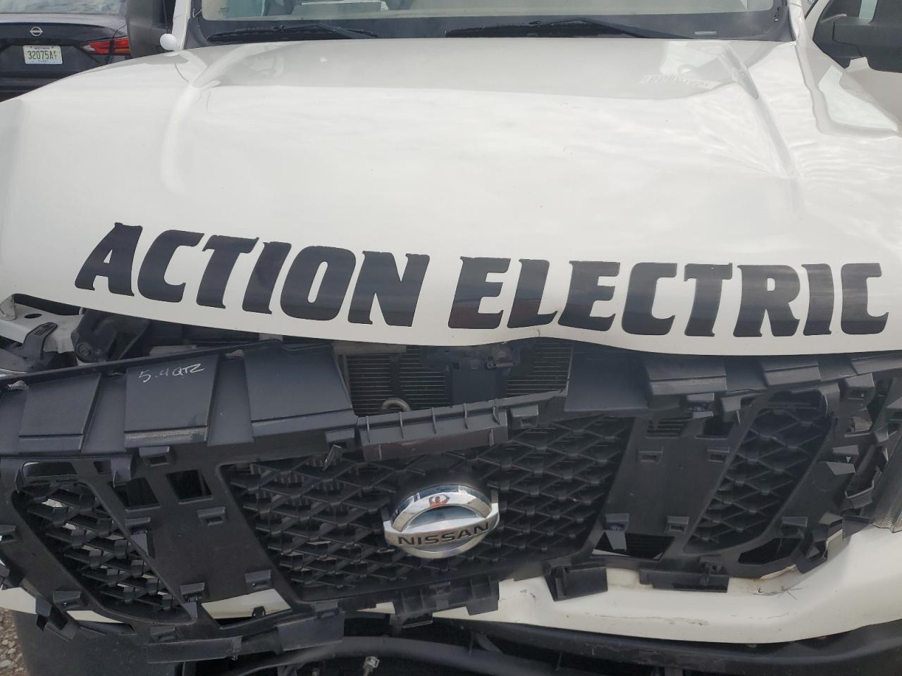 NISSAN NV2500 2500 S