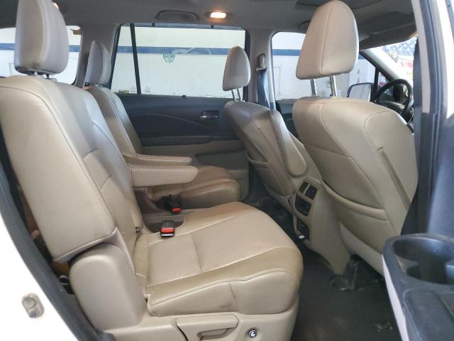 2018 HONDA PILOT ELIT 5FNYF6H02JB007754