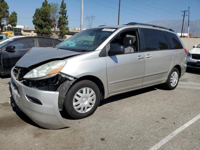 TOYOTA SIENNA CE