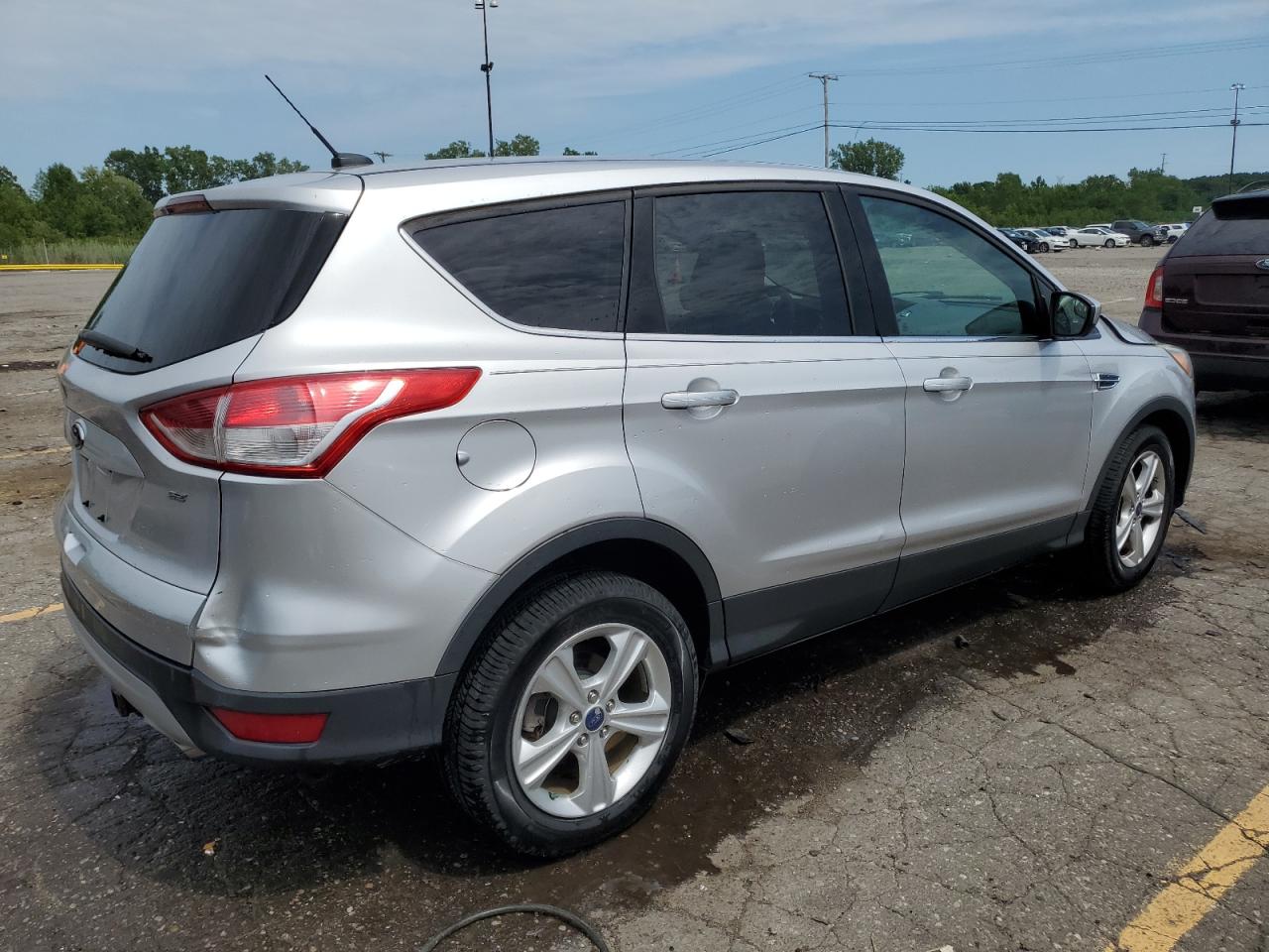 FORD ESCAPE SE