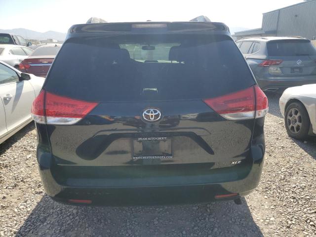 2011 TOYOTA SIENNA XLE - 5TDYK3DC4BS027267