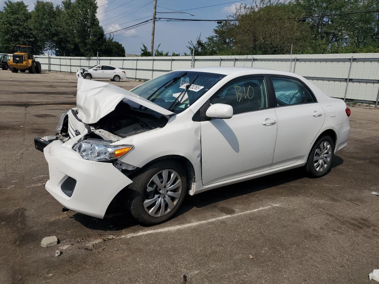 TOYOTA COROLLA BASE