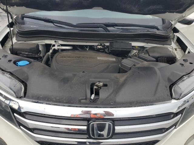 2018 HONDA PILOT TOUR 5FNYF6H93JB041040