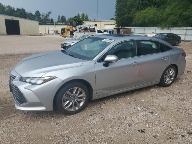 TOYOTA AVALON XLE