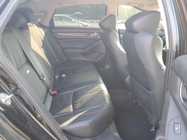 2018 HONDA ACCORD TOU 1HGCV2F97JA007458