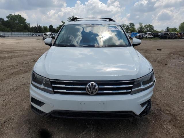 2018 VOLKSWAGEN TIGUAN SE 3VV3B7AX5JM077894