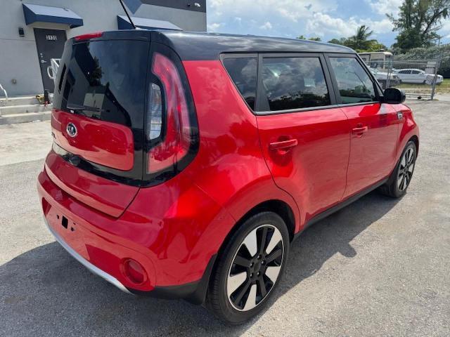 2018 KIA SOUL + KNDJP3A58J7563852
