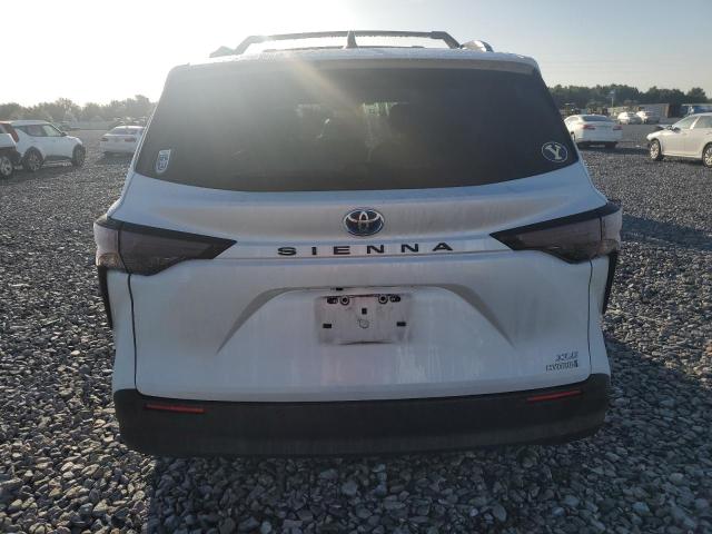 2023 TOYOTA SIENNA XLE - 5TDYRKEC2PS175011