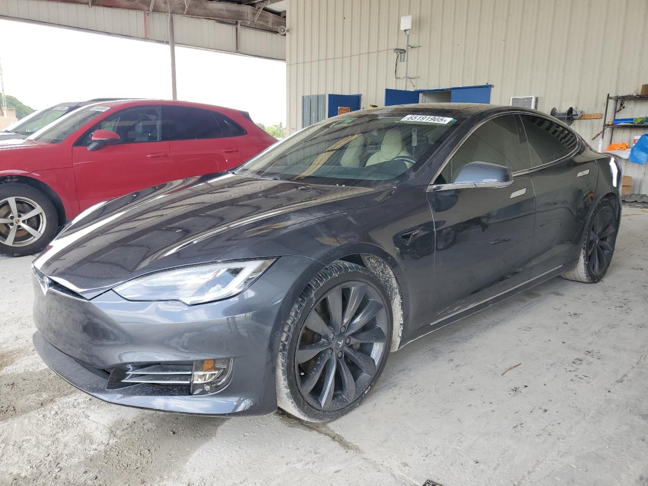 TESLA MODEL S