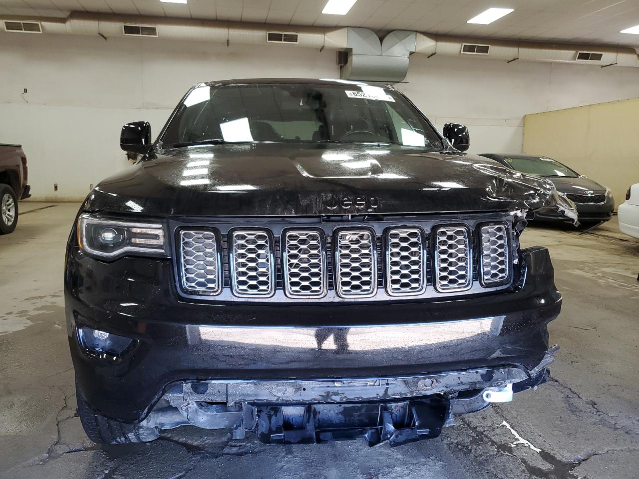 JEEP GRAND CHEROKEE LAREDO