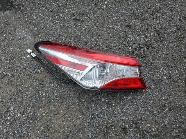 2019 TOYOTA CAMRY L 4T1B11HK6KU745067