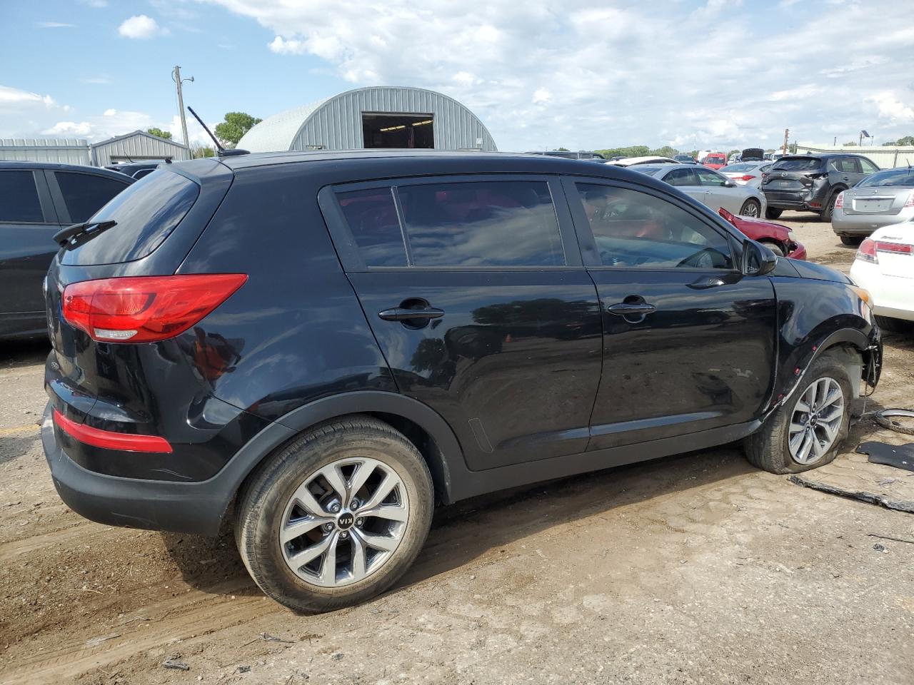 KIA SPORTAGE LX