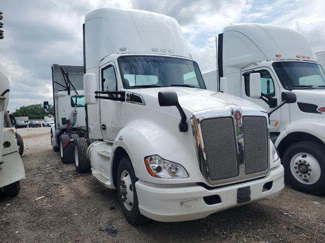 KENWORTH T680 2015 white tractor diesel 1XKYA48X3FJ462438 photo #1
