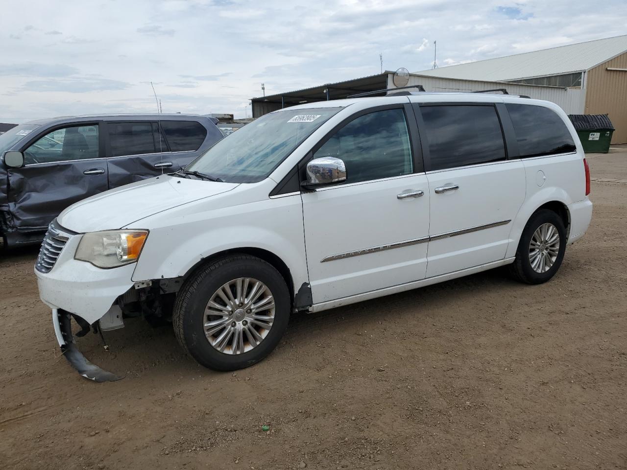 CHRYSLER TOWN & COUNTRY LIMITED PLATINUM