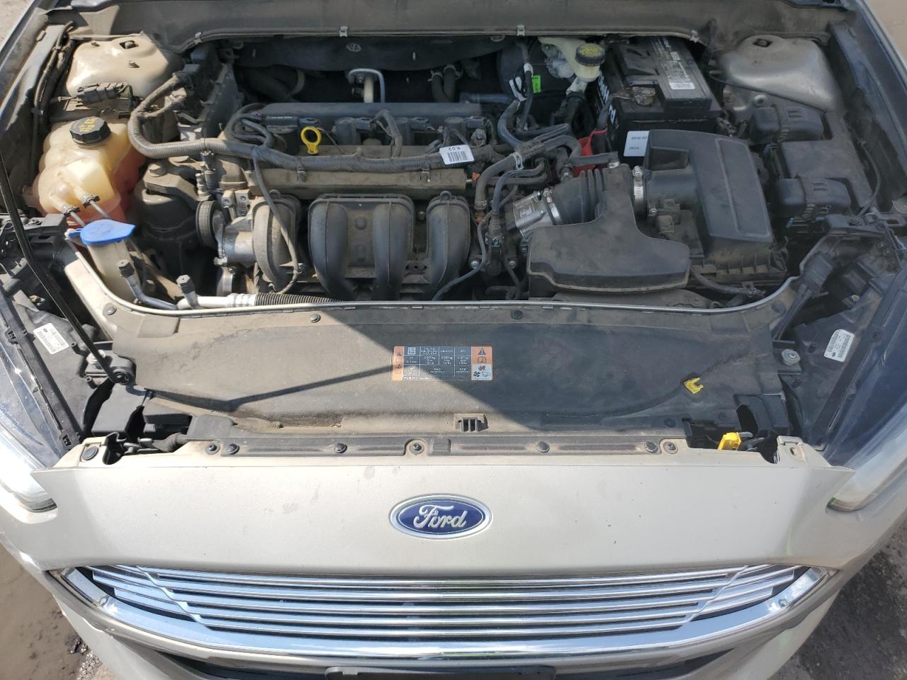 FORD FUSION SE