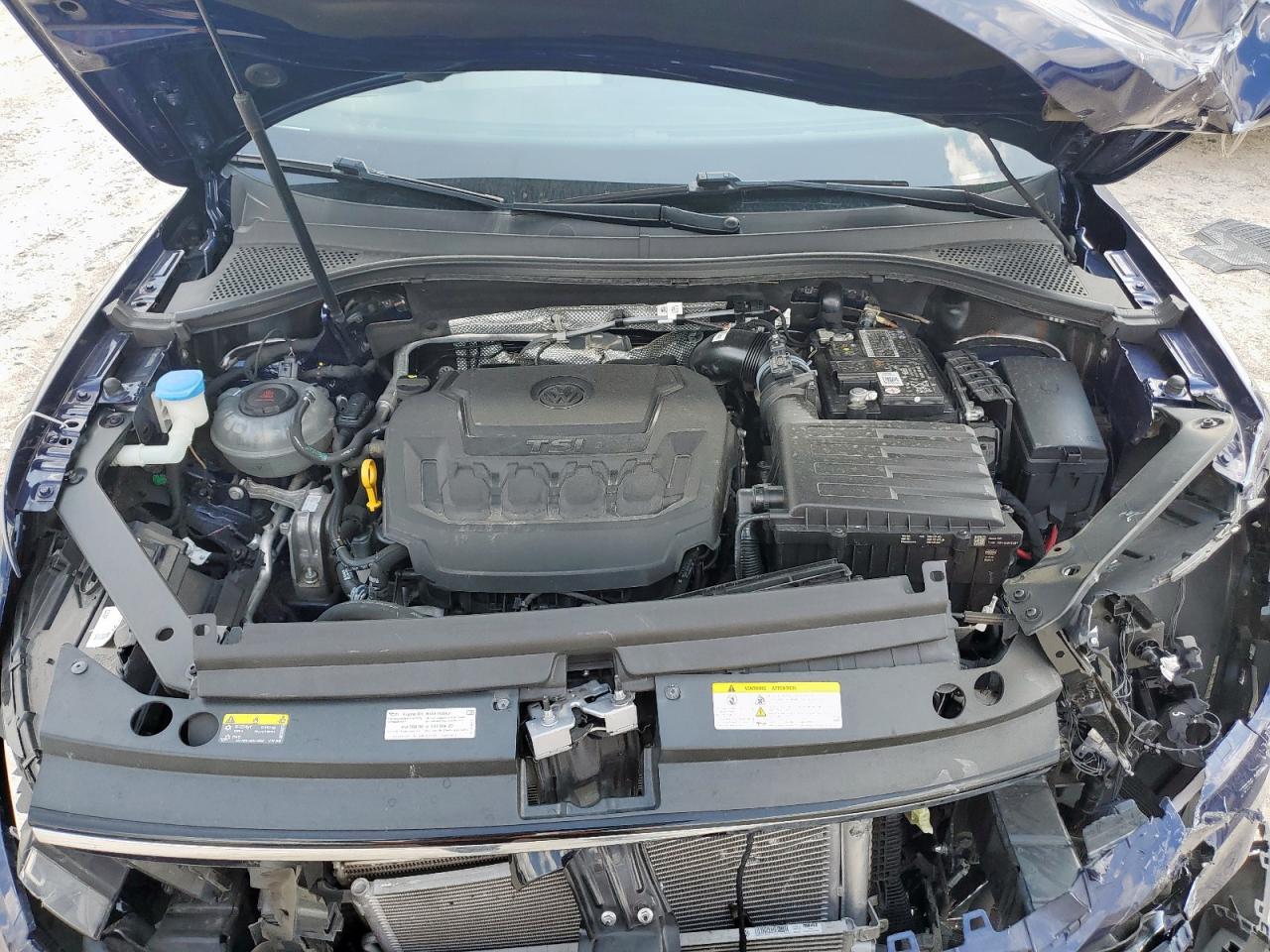 VOLKSWAGEN TIGUAN SE