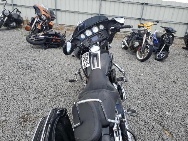 2015 HARLEY-DAVIDSON FLHX STREE - 1HD1KBM18FB696485
