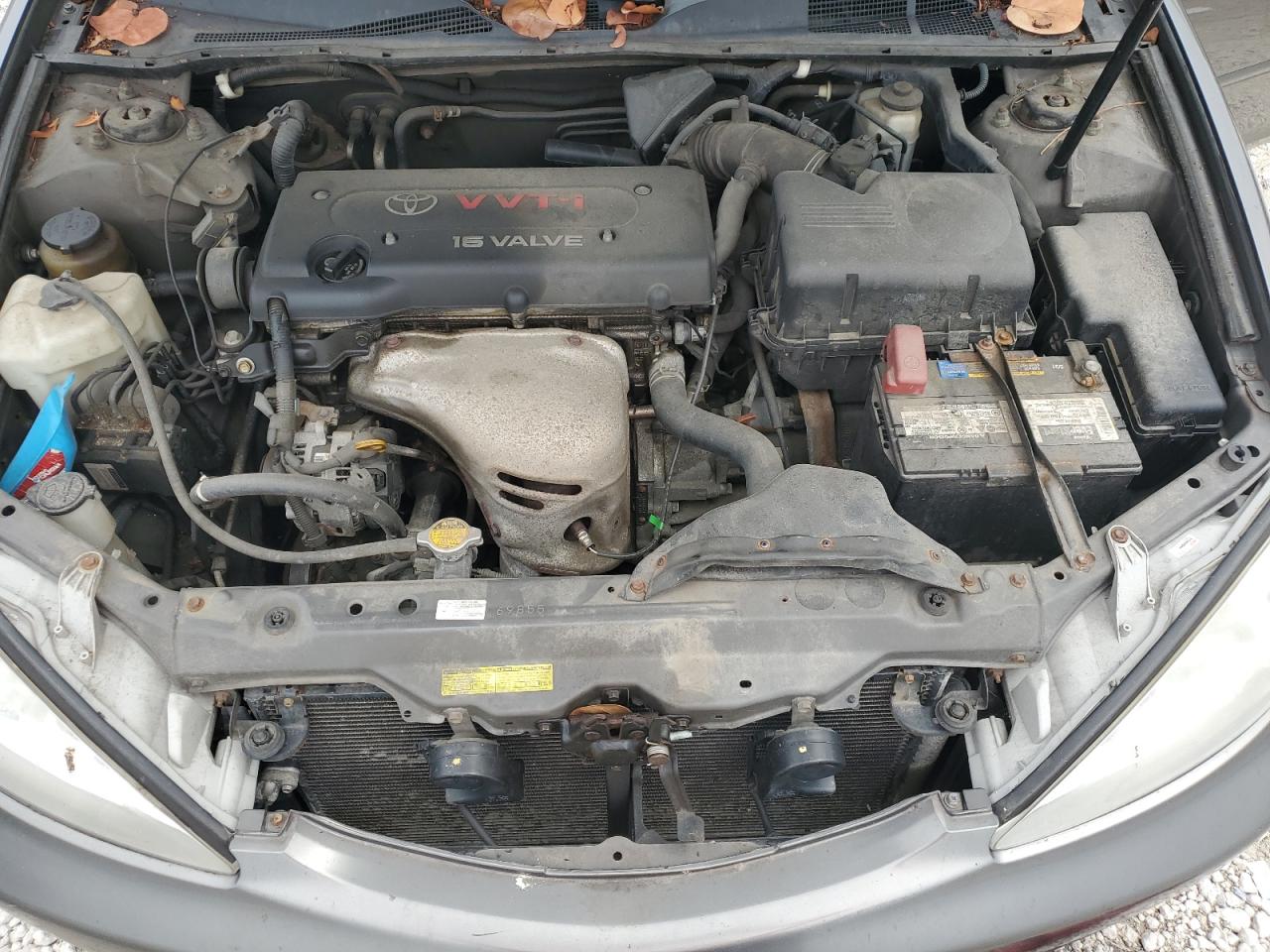 Toyota Camry le 2004