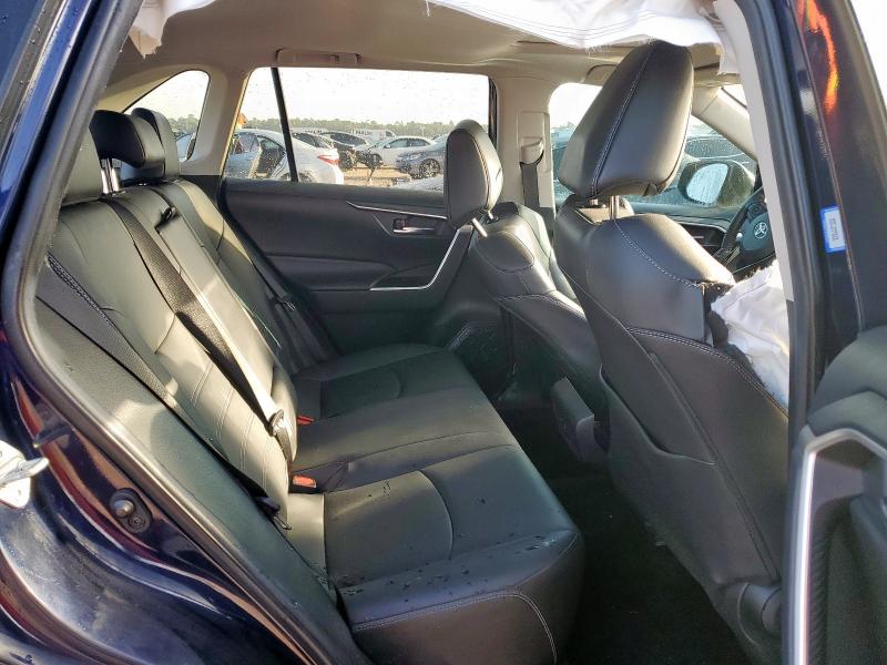 2019 TOYOTA RAV4 XLE P - 2T3C1RFV7KC023051