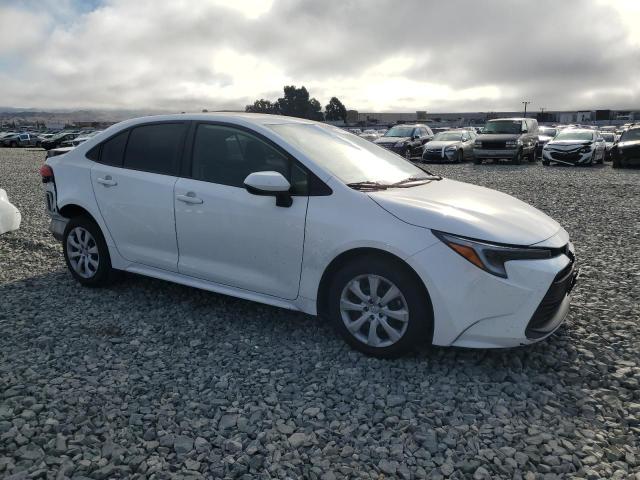 2023 TOYOTA COROLLA LE JTDBCMFE5P3019758