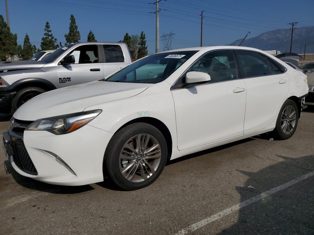TOYOTA CAMRY LE