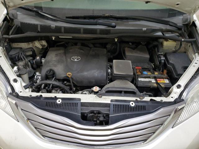 2017 TOYOTA SIENNA XLE 5TDYZ3DC2HS790649